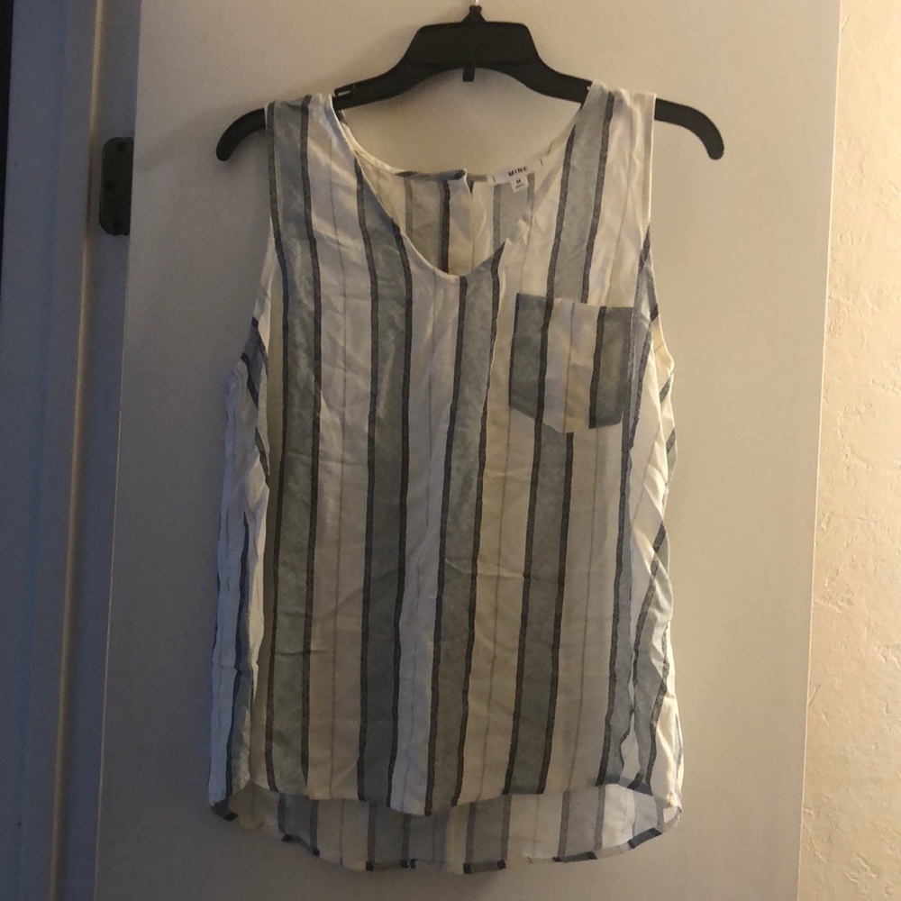 Sleeveless top
